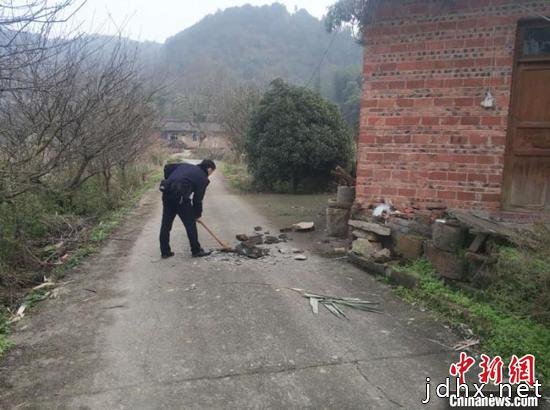 四川富顺4.3级地震：有民房受损 未发现人员伤亡