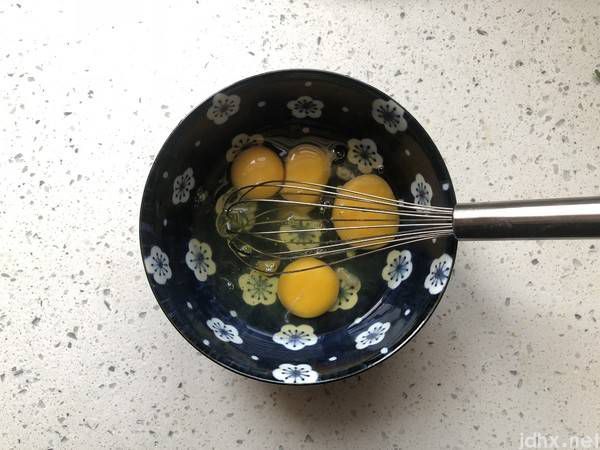 怎么炒韭菜鸡蛋(图3)