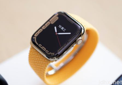 apple watch 7用多大的充电头最好1