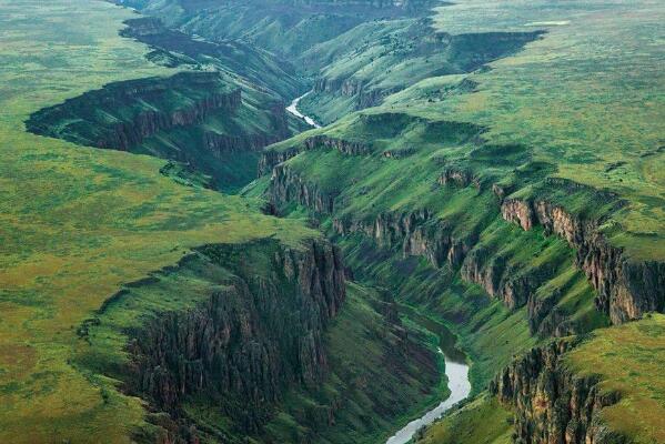 世界十大最美自然保护区 东非大裂谷上榜，第一是世界第一个国家公园(图8)