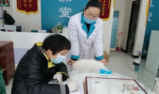 杭州富阳盘龙山社区：创作防疫动漫助企返岗复工