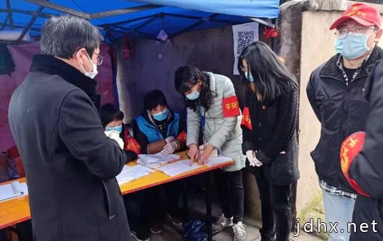 杭州富阳盘龙山社区：创作防疫动漫助企返岗复工