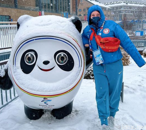 美国运动员回顾冬奥之旅：喜欢中国文化和食物 迫切想回到中国
